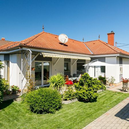 בלטונללה Holiday Home Ildiko By Interhome מראה חיצוני תמונה