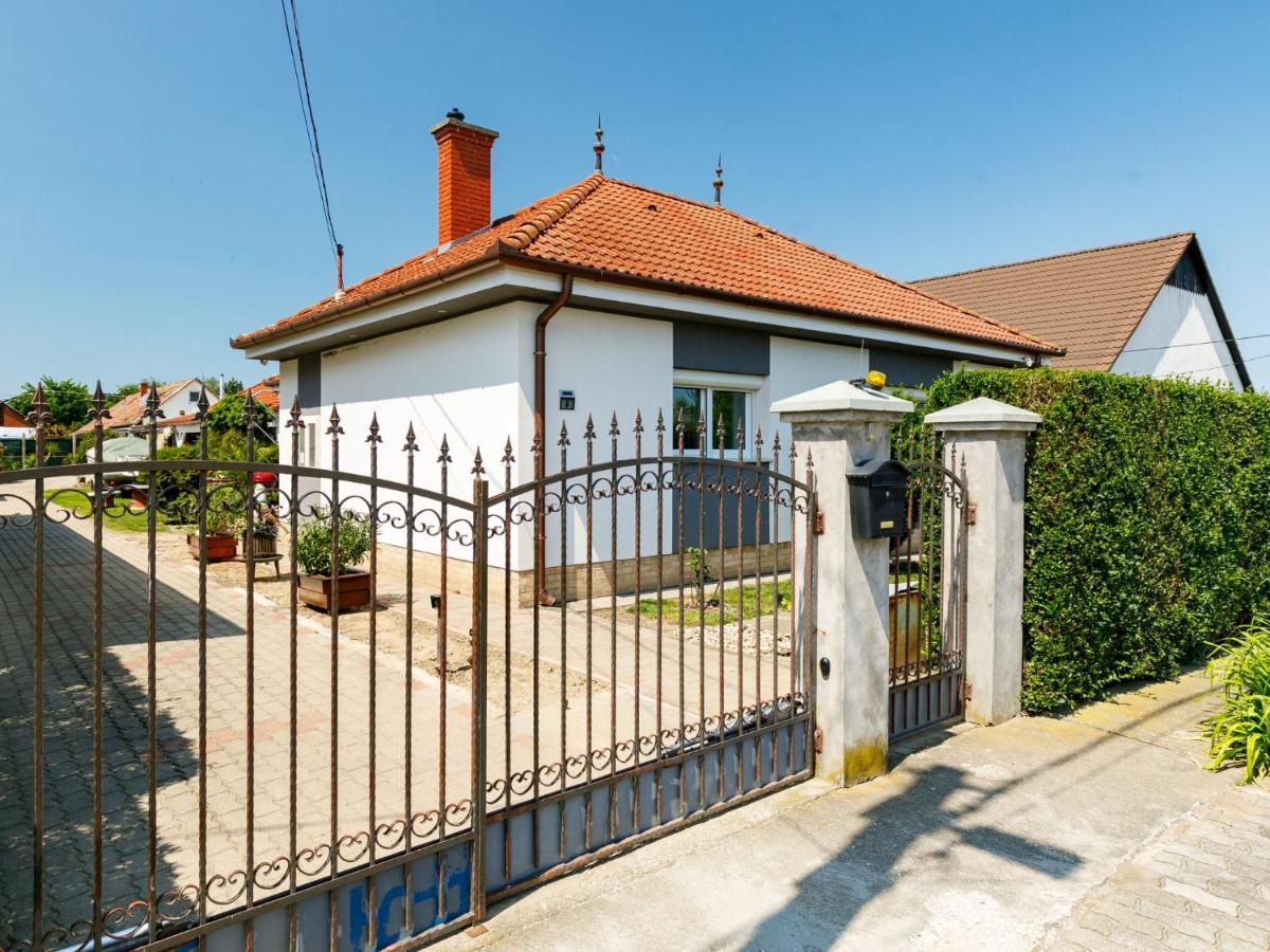 בלטונללה Holiday Home Ildiko By Interhome מראה חיצוני תמונה